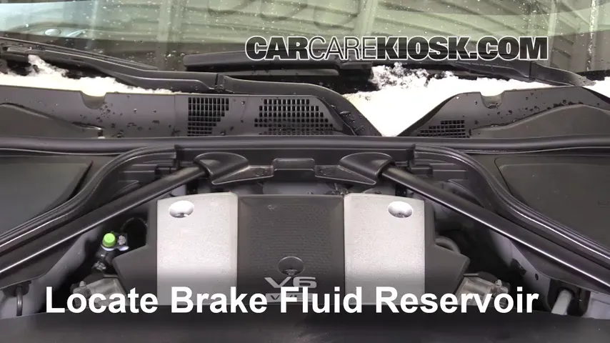 2016 Nissan 370Z 3.7L V6 Coupe Brake Fluid